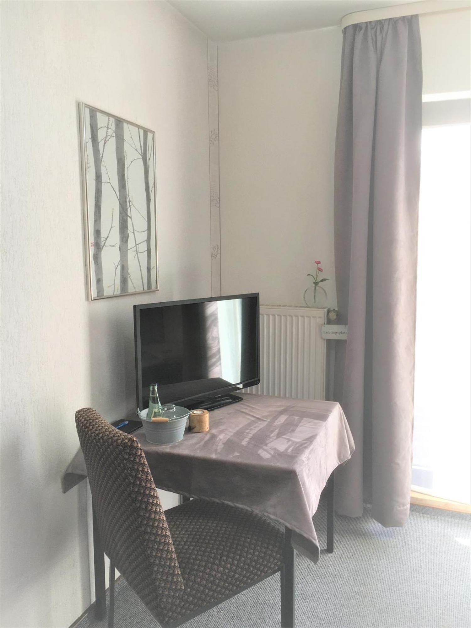 Antjes Schmankerlhotel Und Restaurant Tröstau Extérieur photo