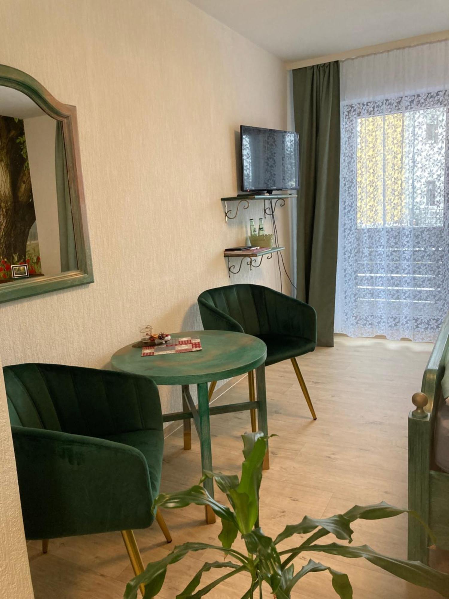 Antjes Schmankerlhotel Und Restaurant Tröstau Extérieur photo