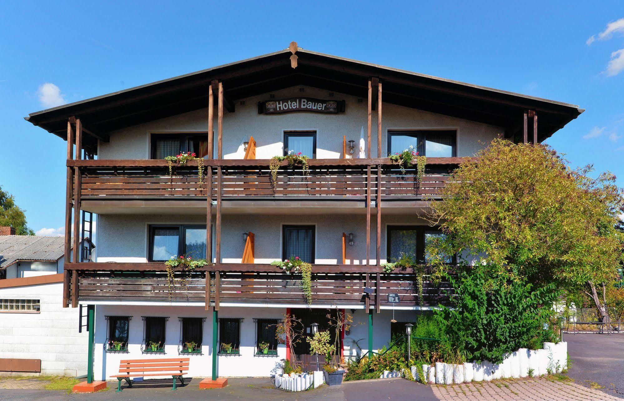 Antjes Schmankerlhotel Und Restaurant Tröstau Extérieur photo
