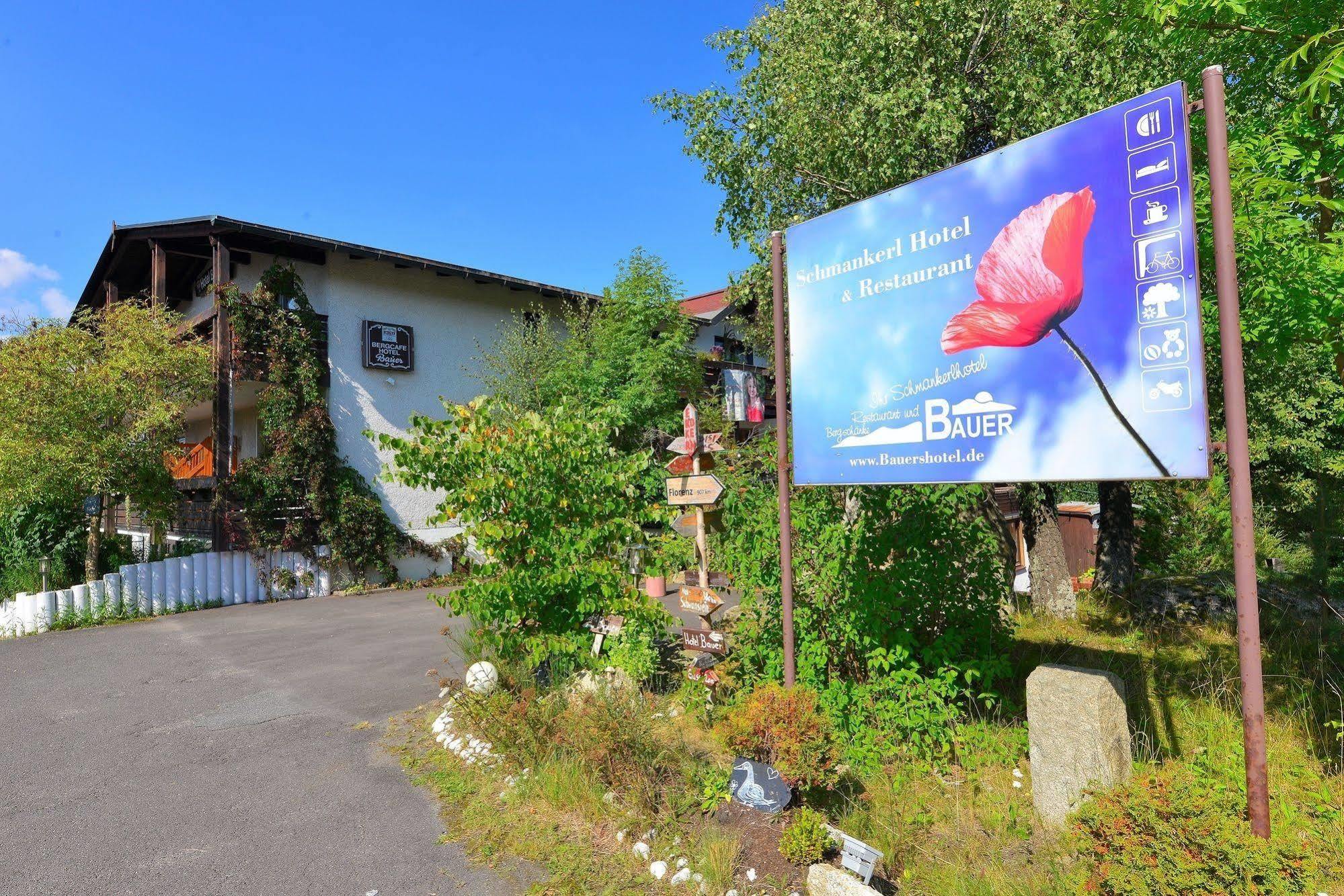 Antjes Schmankerlhotel Und Restaurant Tröstau Extérieur photo
